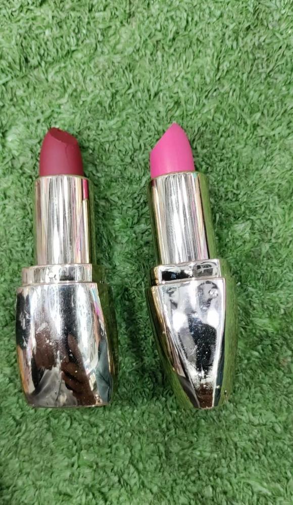 High Pigmented Matte Lipstick Bold Shades Pakistan